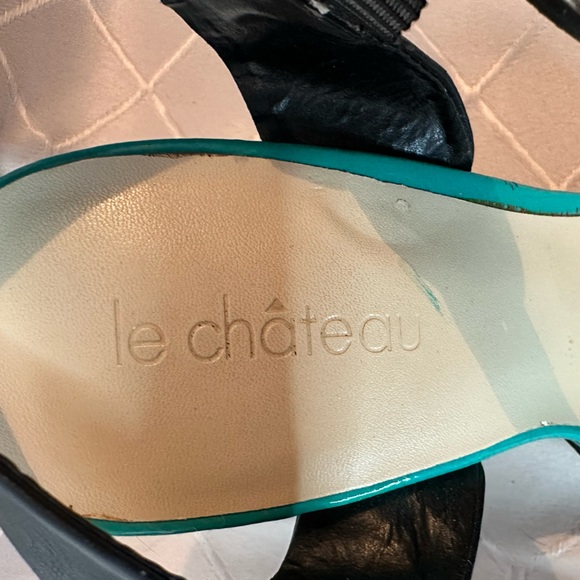Le Chateau Black/Teal Platform Strappy Sandals, size 8.5 - Picture 3 of 14